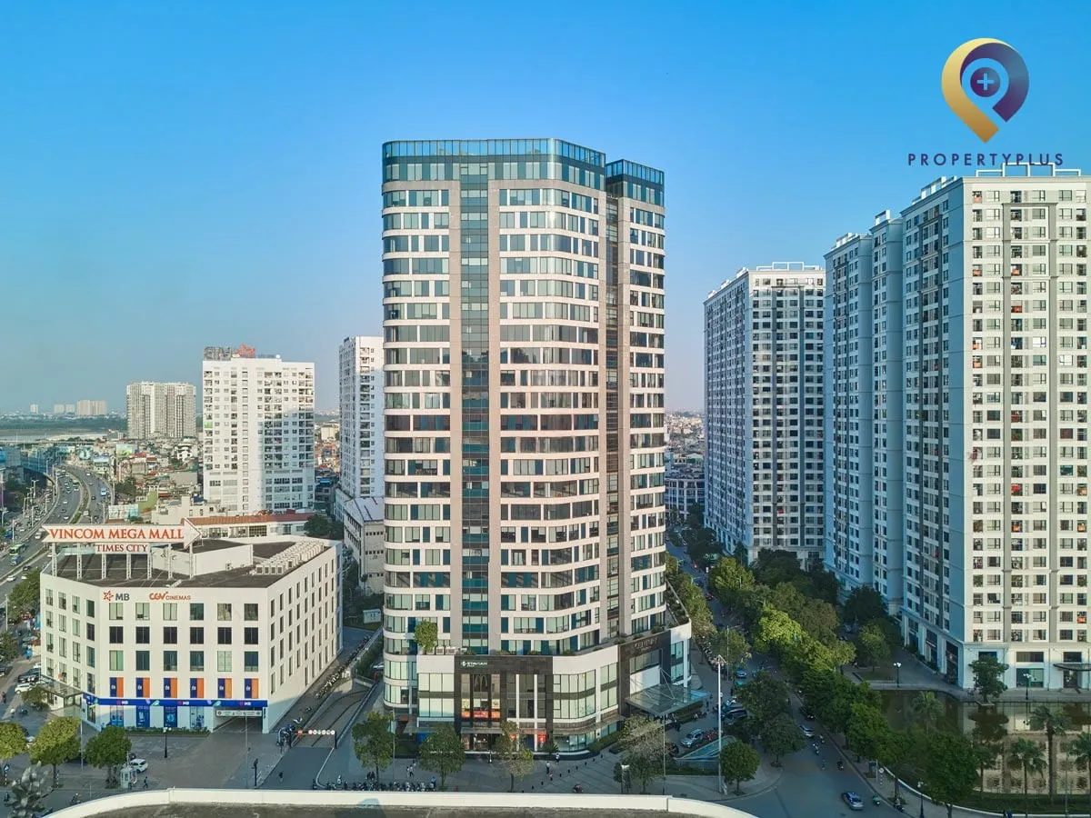 Toàn cảnh tòa nhà Century Tower nhìn từ trên cao